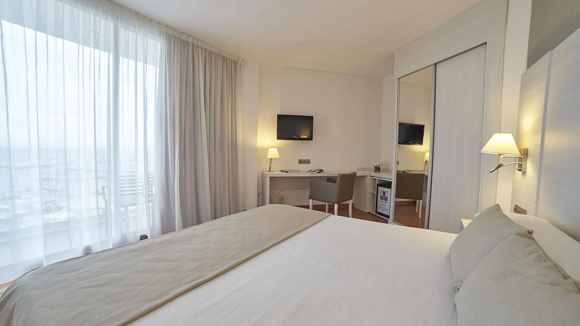 Hotel Tres Torres Santa Eularia des Riu