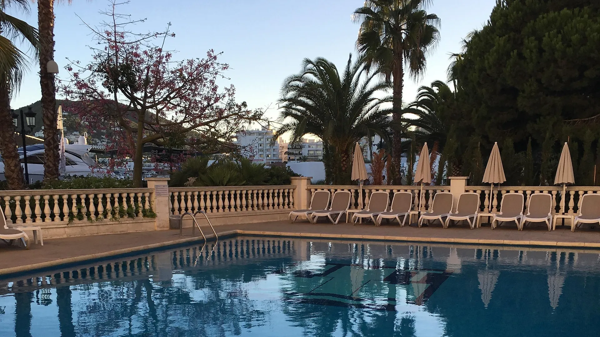 Hotel Tres Torres Santa Eulària des Riu
