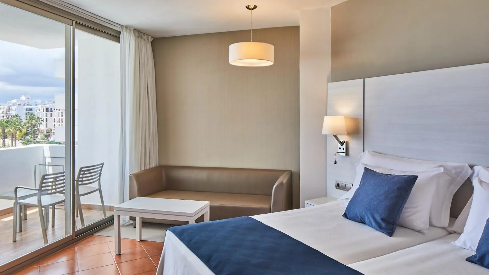 Hotel Tres Torres Santa Eulària des Riu Ισπανία