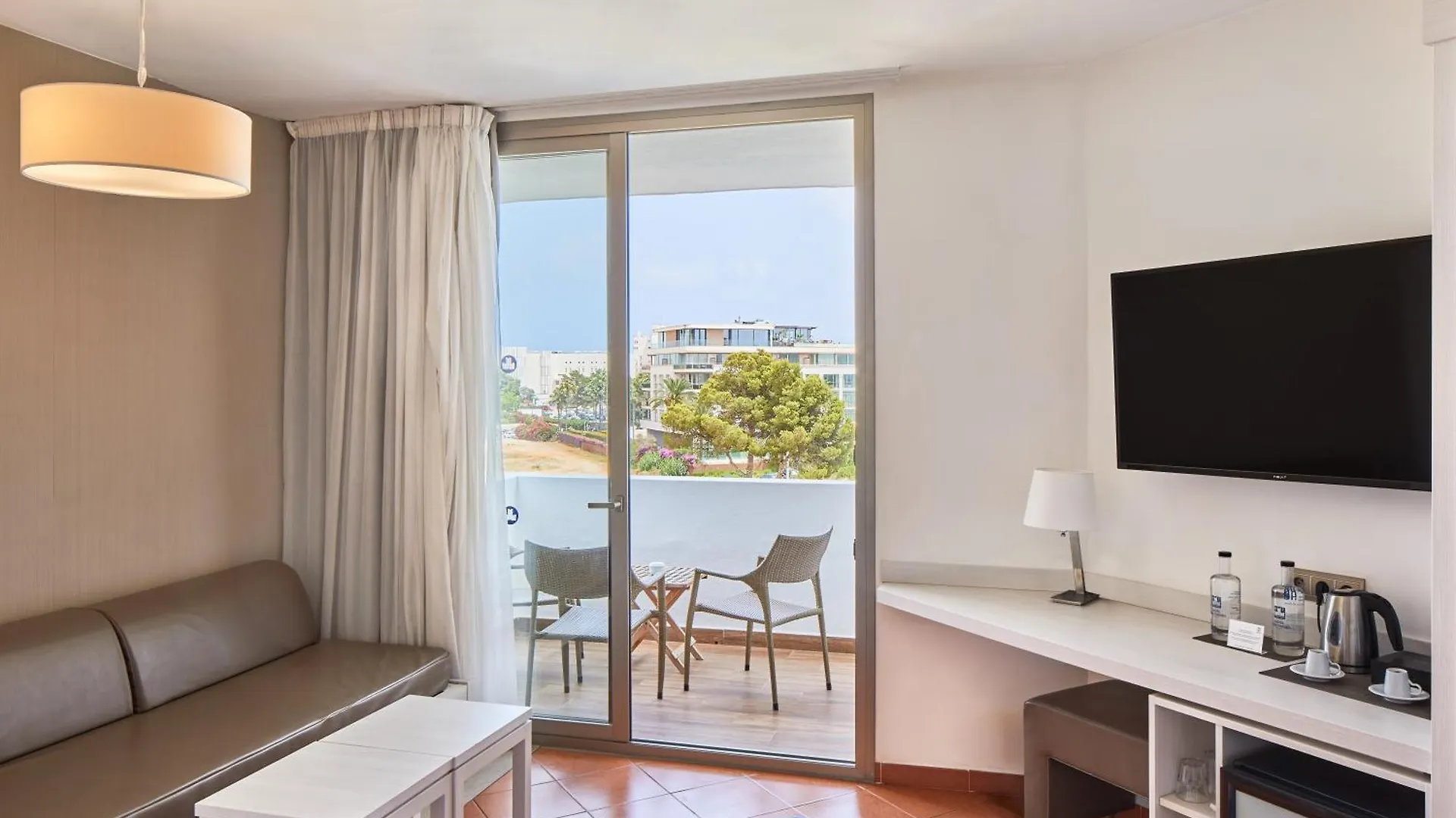Hotel Tres Torres Santa Eularia des Riu