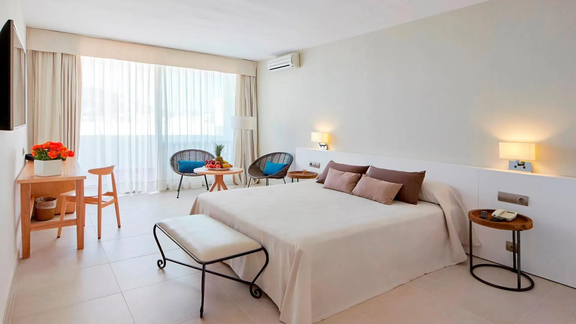 Hotel Tres Torres Santa Eularia des Riu